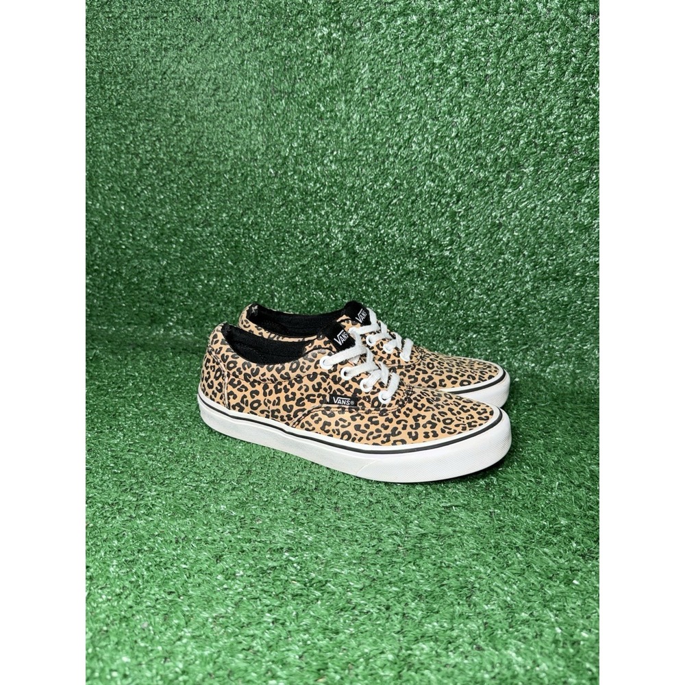 Vans Womens Size 6.5 Classic Shoes Leopard Skate Sneaker Casual Comfort Lace Up